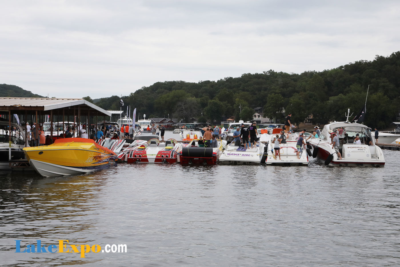Shootout Boats In The Pits-29.jpg